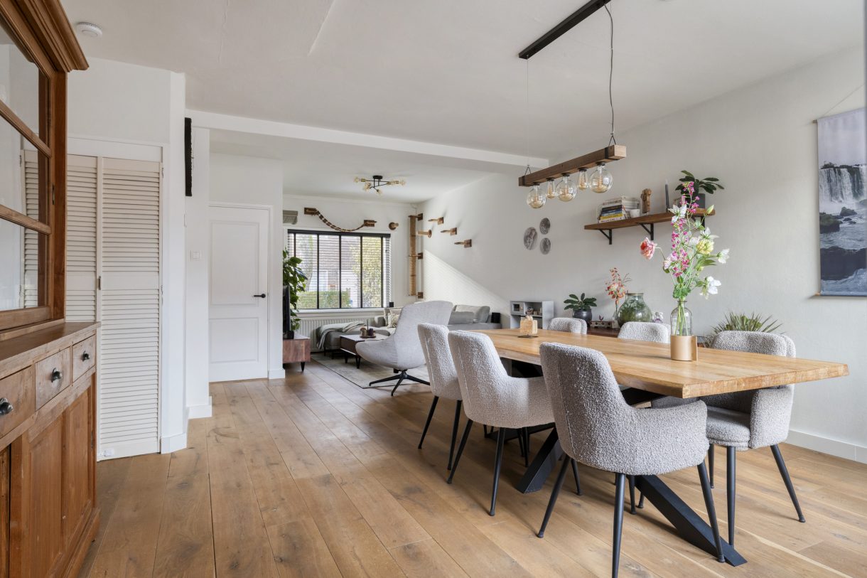 Te koop: Foto Woonhuis aan de Moerdijkstraat 9 in Eindhoven