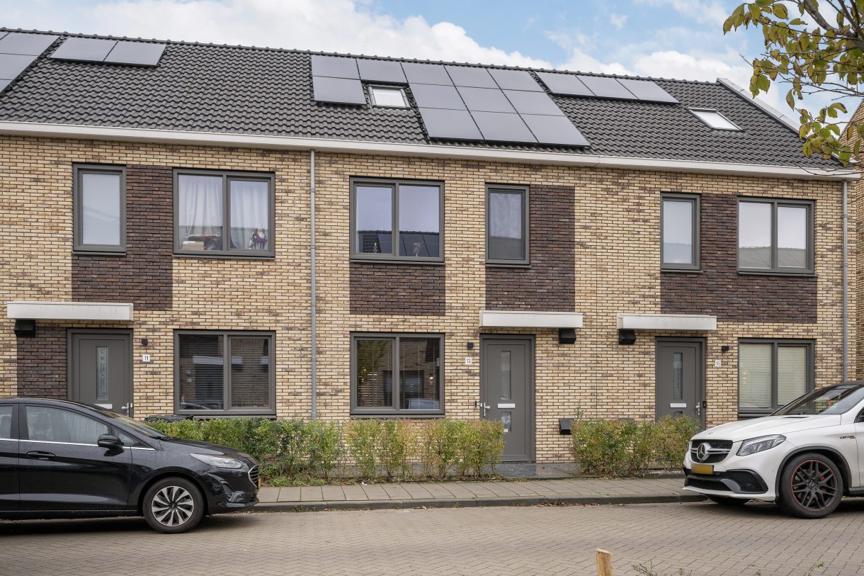 Te koop: Foto Woonhuis aan de M C M de Grootstraat 13 in Schiedam