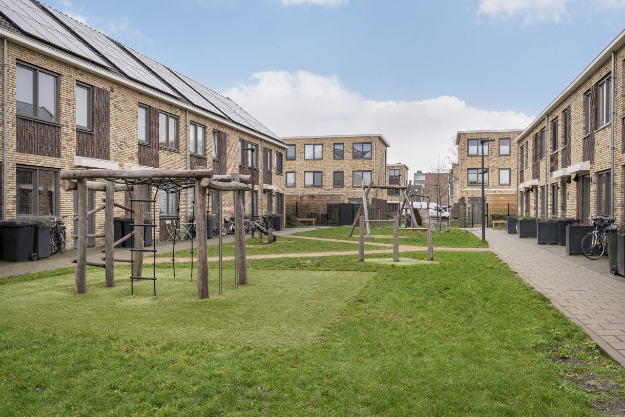 Te koop: Foto Woonhuis aan de M C M de Grootstraat 13 in Schiedam