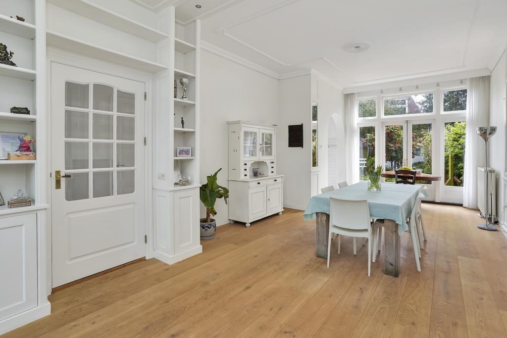 Te huur: Foto Woonhuis aan de Van Boetzelaerlaan 37 in 's-Gravenhage