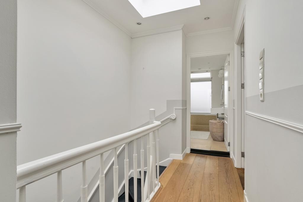 Te huur: Foto Woonhuis aan de Van Boetzelaerlaan 37 in 's-Gravenhage