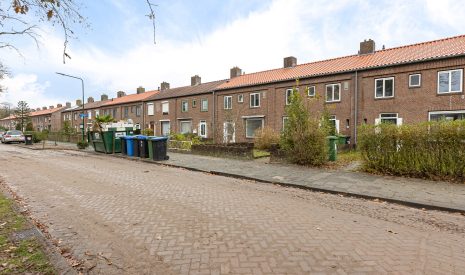 Te koop: Foto Woonhuis aan de Karel Doormanstraat 14 in Rijen