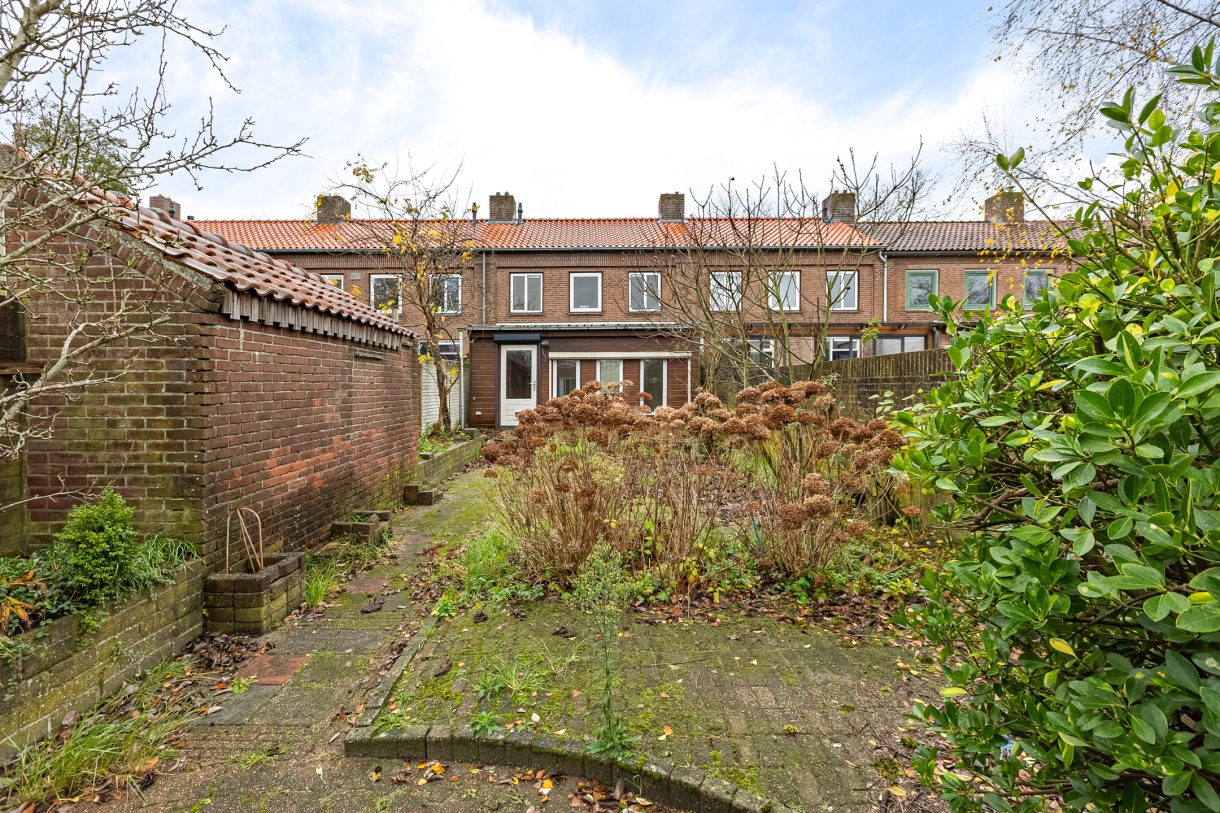 Te koop: Foto Woonhuis aan de Karel Doormanstraat 14 in Rijen