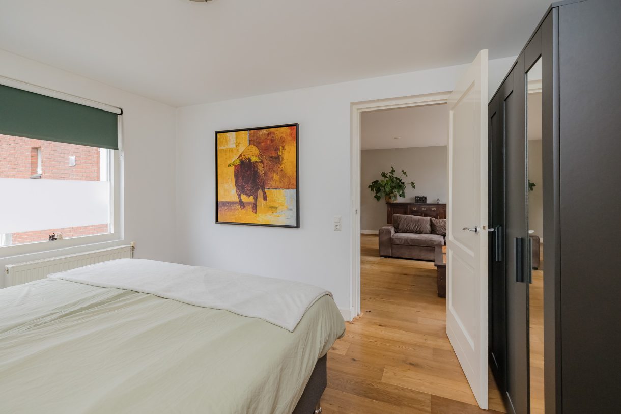 Te koop: Foto Woonhuis aan de Leidsemeerstraat 25 in Buitenkaag