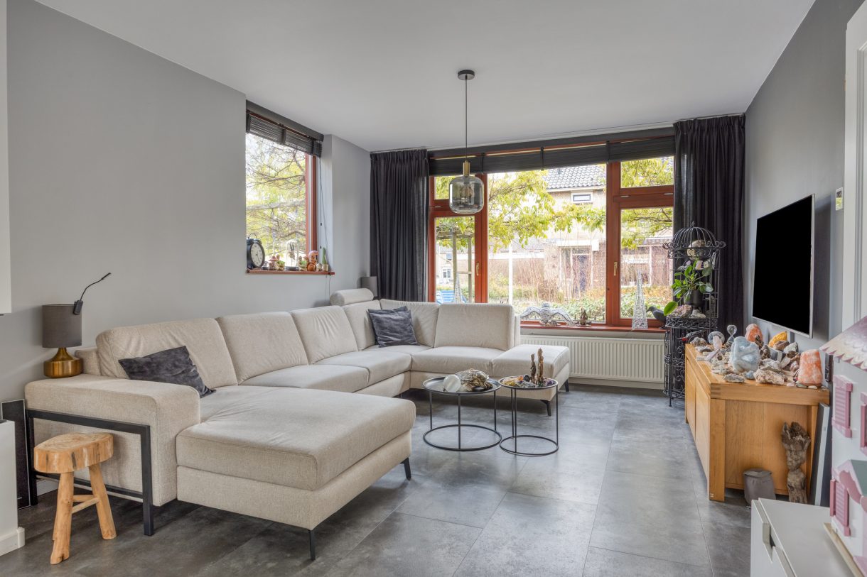 Te koop: Foto Woonhuis aan de Klaproosstraat 59 in Alphen aan den Rijn