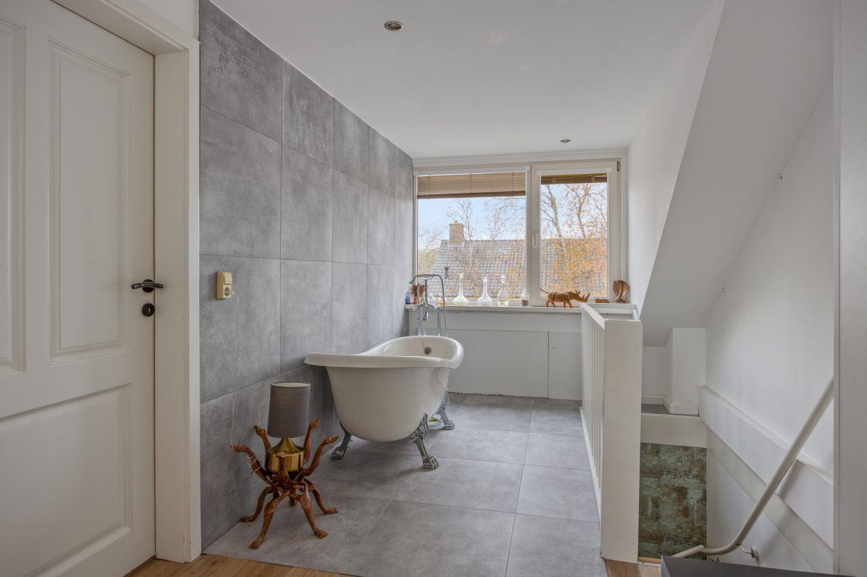 Te koop: Foto Woonhuis aan de Klaproosstraat 59 in Alphen aan den Rijn