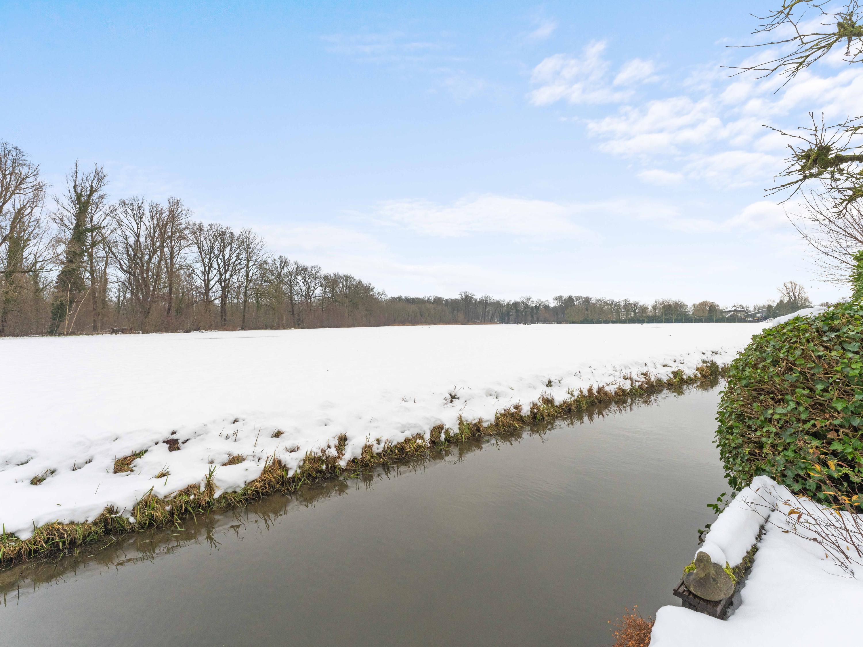 Te koop: Foto Woonhuis aan de Linnaeusdreef 42 in Breukelen