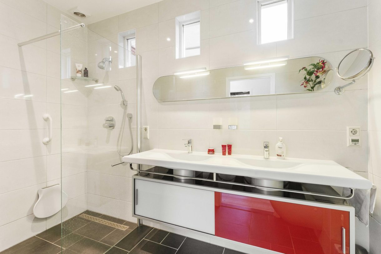 Te koop: Foto Woonhuis aan de Linnaeusdreef 42 in Breukelen