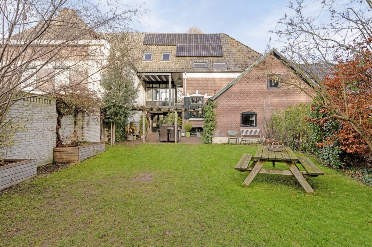 Te koop: Foto Woonhuis aan de D H Keuperweg 8 in De Heurne