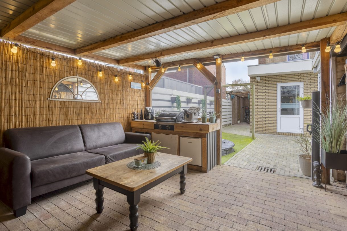 Te koop: Foto Woonhuis aan de Hazelaarstraat 15 in Grootegast