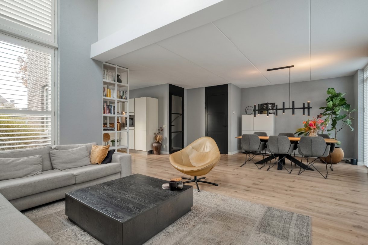 Te koop: Foto Woonhuis aan de Ereprijs 21 in Meppel