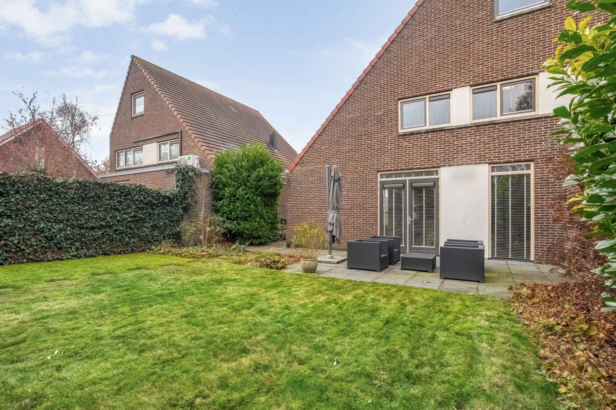 Te koop: Foto Woonhuis aan de Ereprijs 21 in Meppel