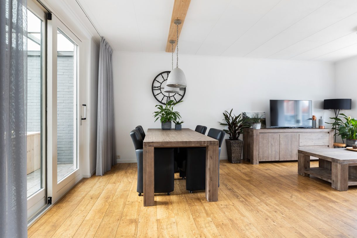 Te koop: Foto Woonhuis aan de Lijsterbesstraat 16 in Wezep