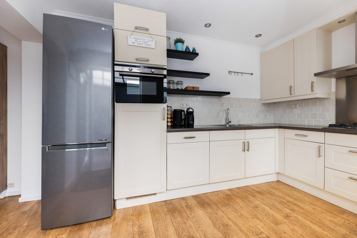 Te koop: Foto Woonhuis aan de Lijsterbesstraat 16 in Wezep