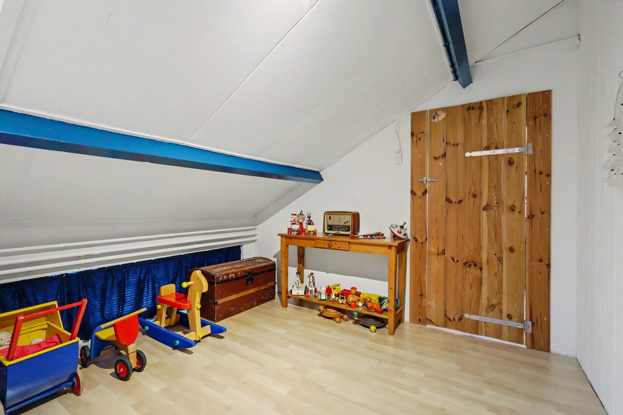 Te koop: Foto Woonhuis aan de Wielewaalstraat 5 in Arnhem