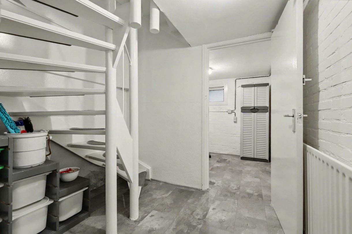 Te koop: Foto Woonhuis aan de Wielewaalstraat 5 in Arnhem