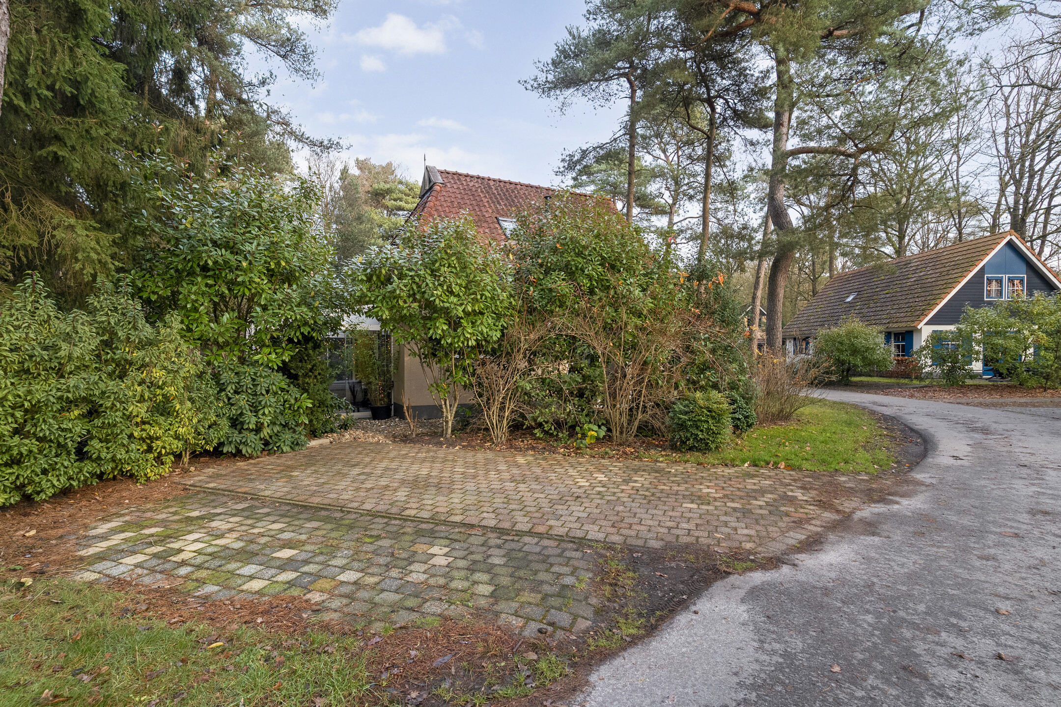 Te koop: Foto Woonhuis aan de Hof van Halenweg 2-153 in Hooghalen