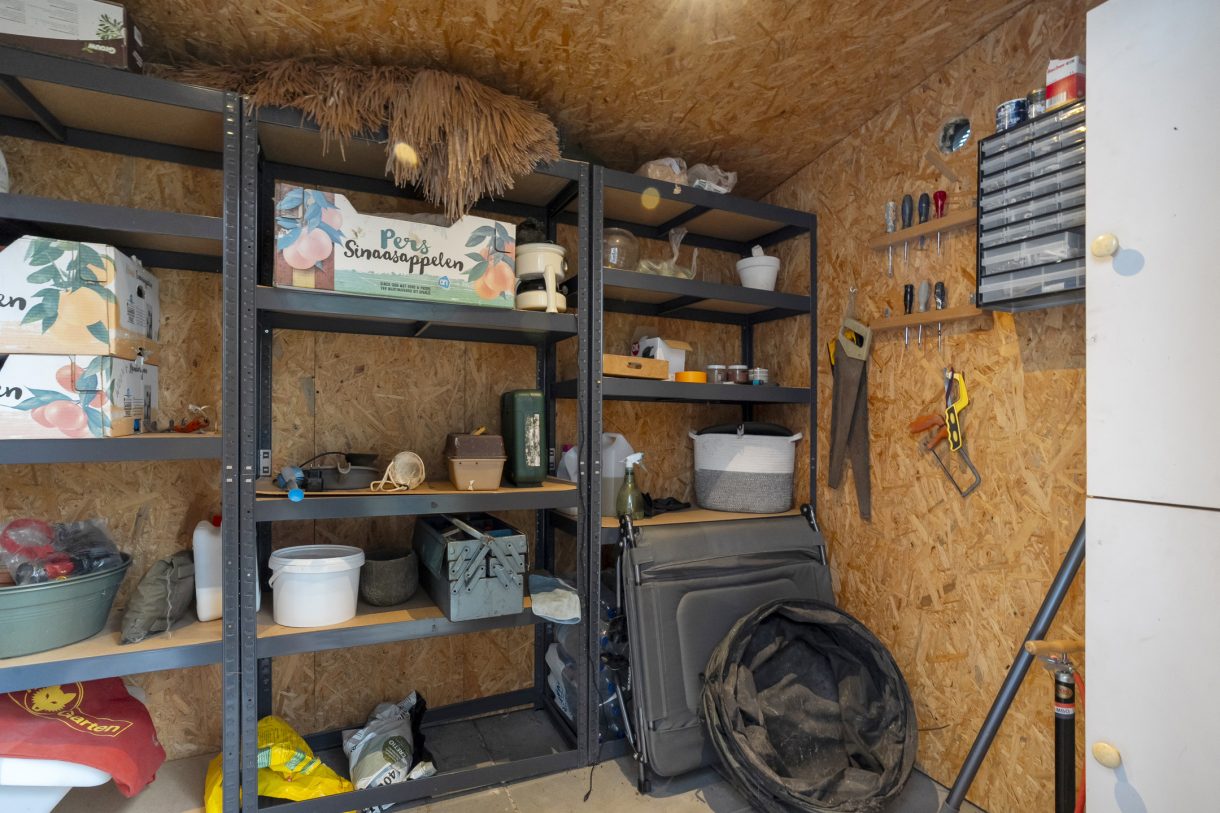 Te koop: Foto Woonhuis aan de Hof van Halenweg 2-153 in Hooghalen