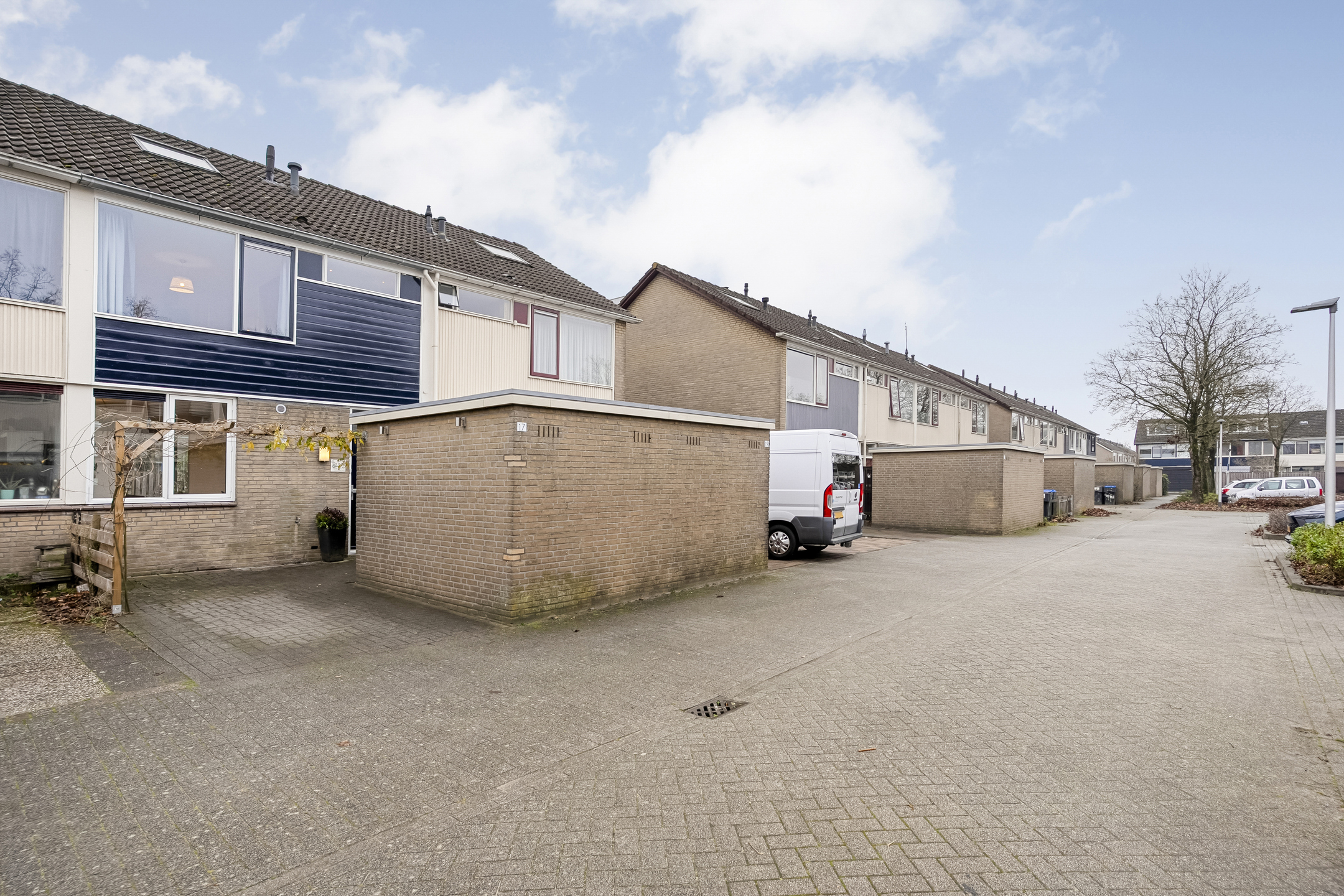 Te koop: Foto Woonhuis aan de Theo van Doesburgplantsoen 17 in Meppel