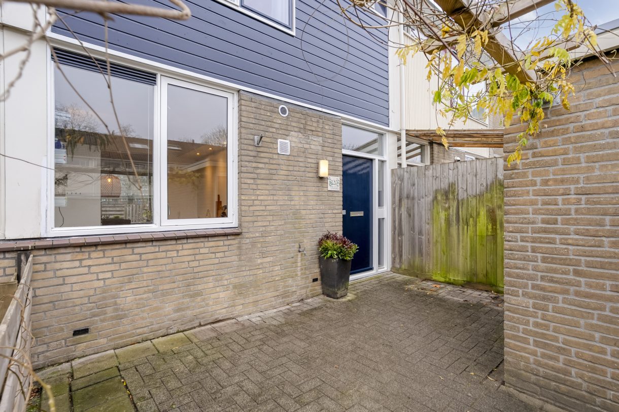 Te koop: Foto Woonhuis aan de Theo van Doesburgplantsoen 17 in Meppel