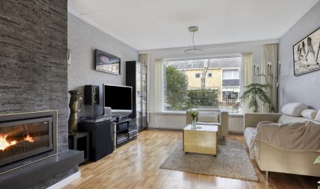 Te koop: Foto Woonhuis aan de Van Boetzelaerstraat 134 in Alphen aan den Rijn