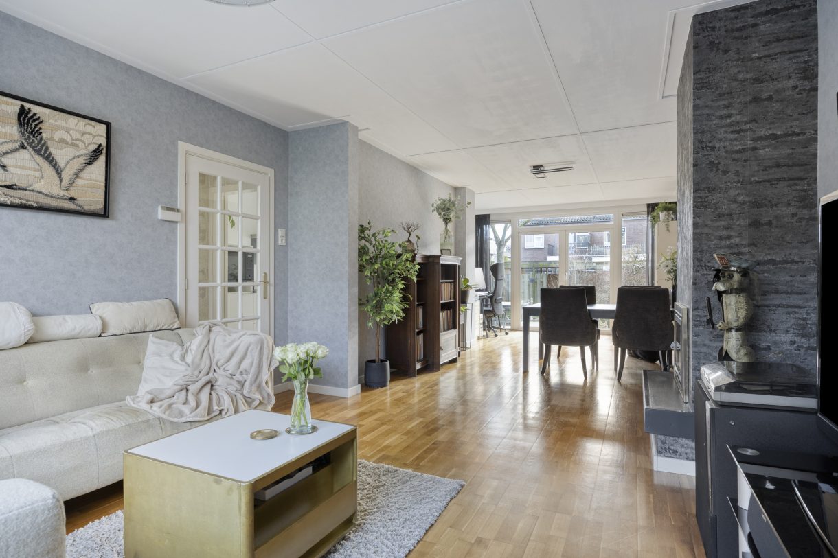 Te koop: Foto Woonhuis aan de Van Boetzelaerstraat 134 in Alphen aan den Rijn