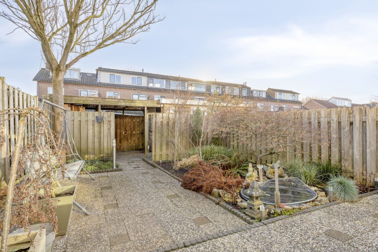 Te koop: Foto Woonhuis aan de Van Boetzelaerstraat 134 in Alphen aan den Rijn