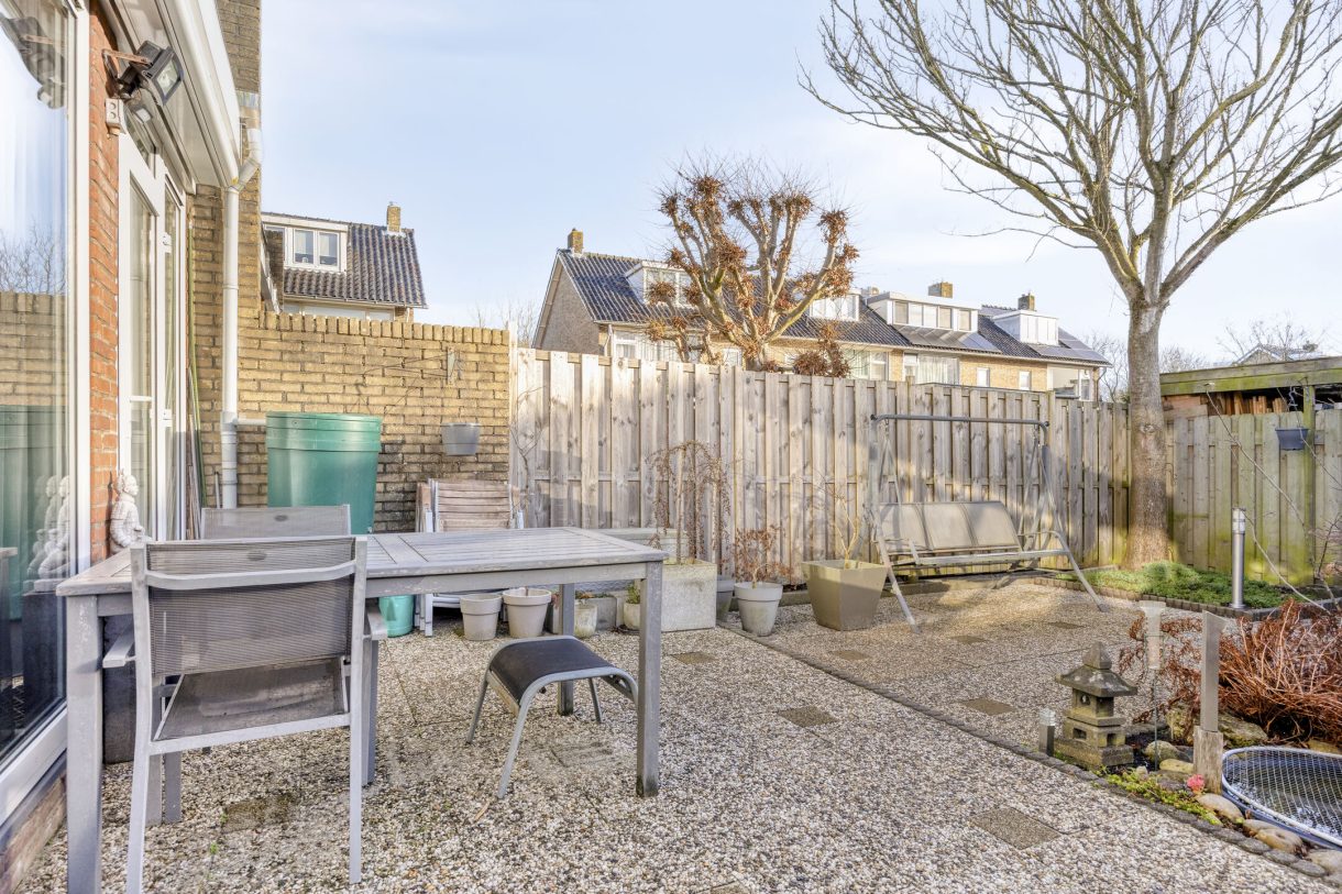 Te koop: Foto Woonhuis aan de Van Boetzelaerstraat 134 in Alphen aan den Rijn