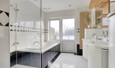 Te koop: Foto Woonhuis aan de Van Boetzelaerstraat 134 in Alphen aan den Rijn