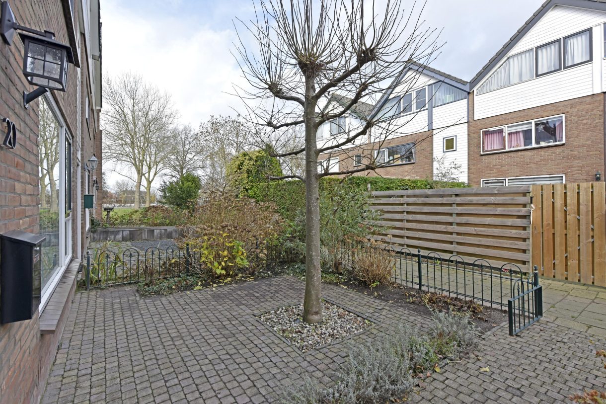 Te koop: Foto Woonhuis aan de Meidoornlaan 20 in Nieuwkoop