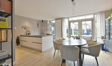 Te koop: Foto Woonhuis aan de Meidoornlaan 20 in Nieuwkoop