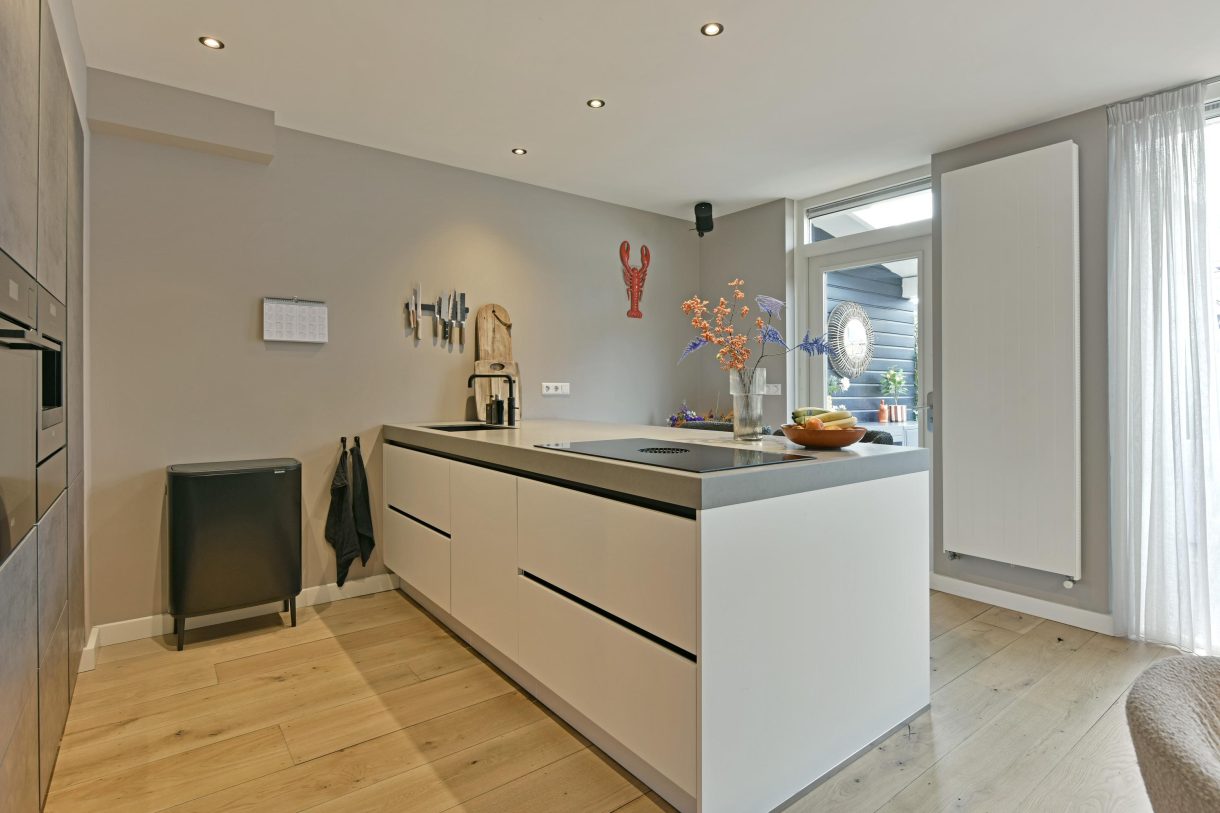 Te koop: Foto Woonhuis aan de Meidoornlaan 20 in Nieuwkoop