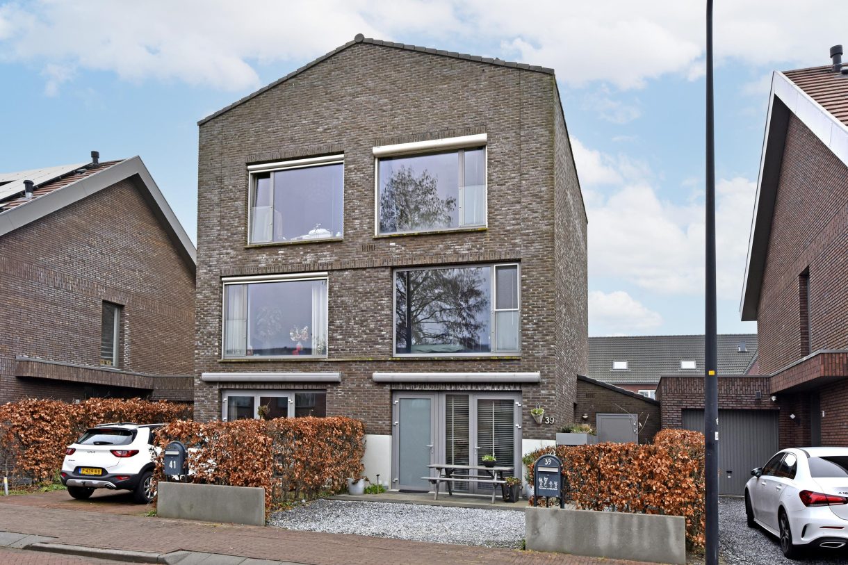 Te koop: Foto Woonhuis aan de Windhaak 39 in Nieuwkoop