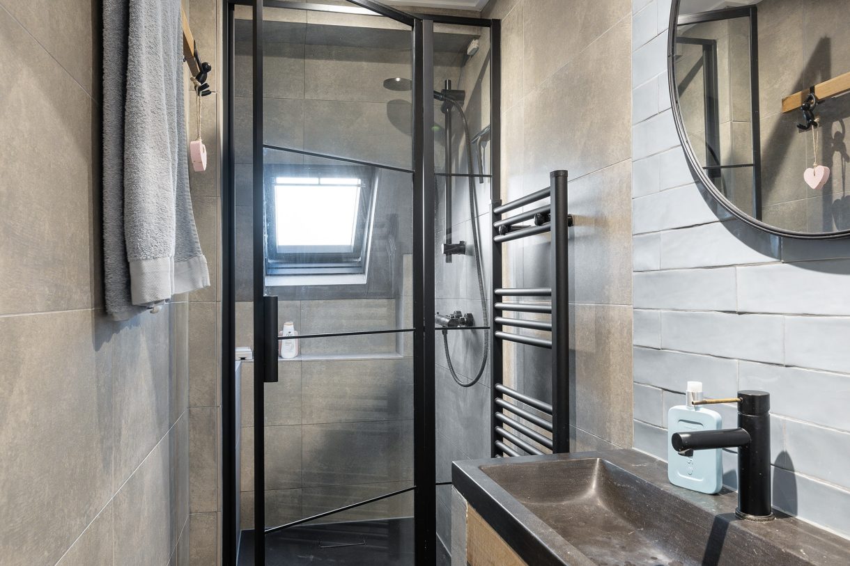 Te koop: Foto Woonhuis aan de van Schravendijkplein 92 in Vlaardingen