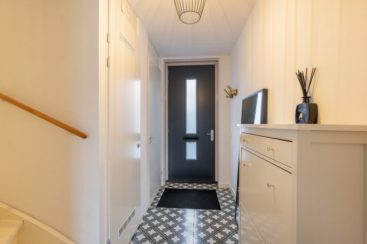 Te koop: Foto Woonhuis aan de IJsvogelstraat 27 in Vlaardingen