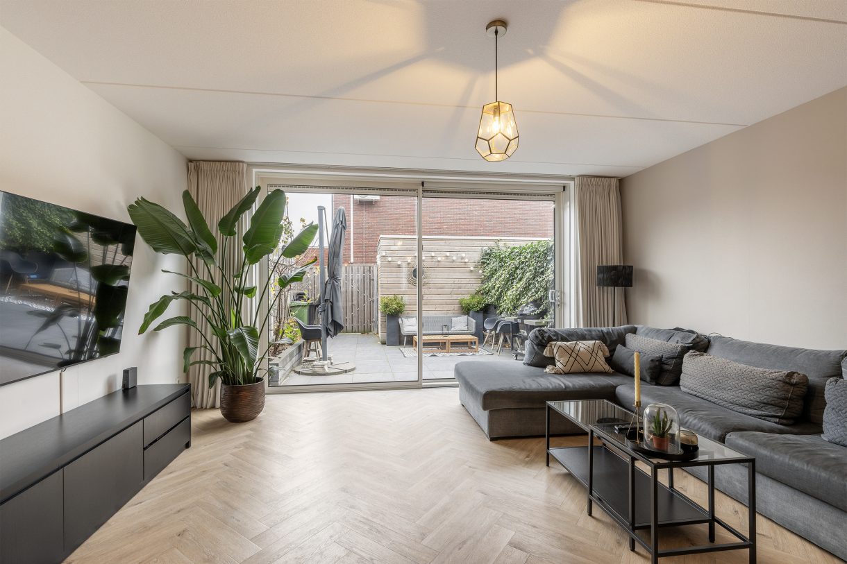 Te koop: Foto Woonhuis aan de IJsvogelstraat 27 in Vlaardingen