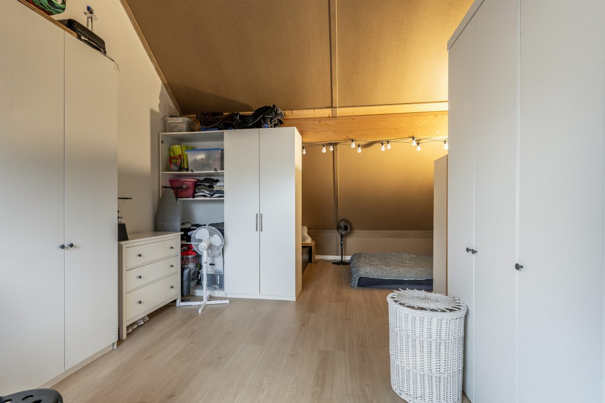 Te koop: Foto Woonhuis aan de IJsvogelstraat 27 in Vlaardingen