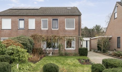 Te koop: Foto Woonhuis aan de Veenakker 42 in Beilen
