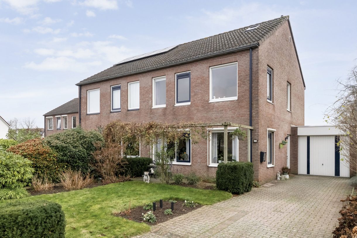 Te koop: Foto Woonhuis aan de Veenakker 42 in Beilen