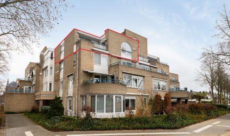 Hoofdfoto van Uden Pastoor Spieringsstraat 48