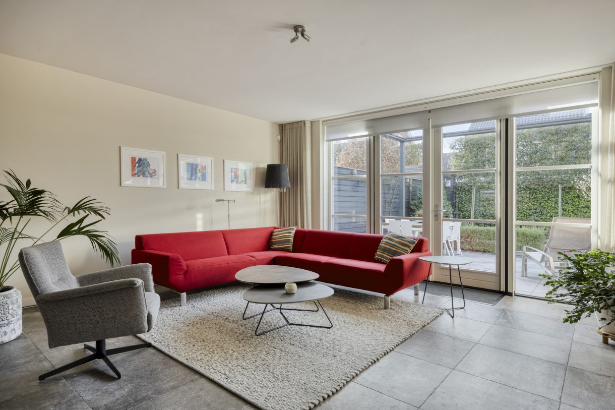 Te koop: Foto Woonhuis aan de Kartuizerslaan 2 in Alphen aan den Rijn