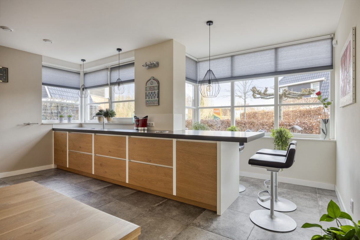 Te koop: Foto Woonhuis aan de Kartuizerslaan 2 in Alphen aan den Rijn