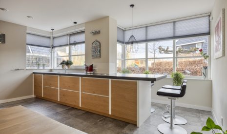 Te koop: Foto Woonhuis aan de Kartuizerslaan 2 in Alphen aan den Rijn