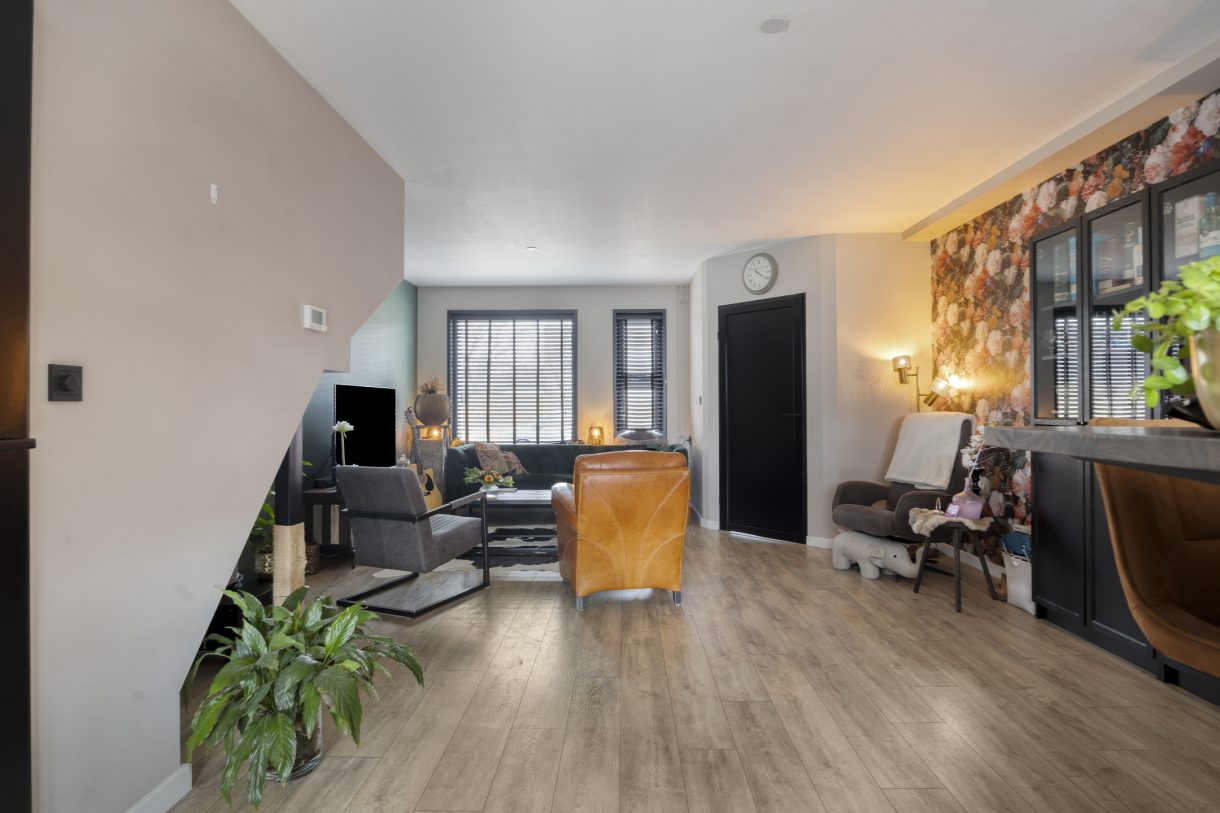 Te koop: Foto Woonhuis aan de Aletta Jacobsstraat 43 in Alphen aan den Rijn