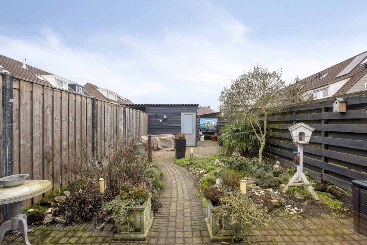 Te koop: Foto Woonhuis aan de Aletta Jacobsstraat 43 in Alphen aan den Rijn