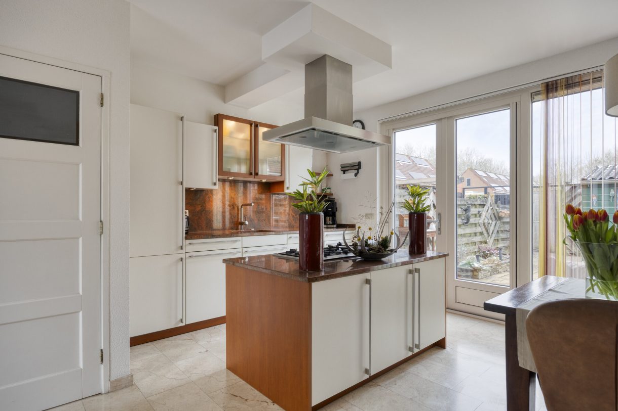 Te koop: Foto Woonhuis aan de Marketentster 82 in Alphen aan den Rijn