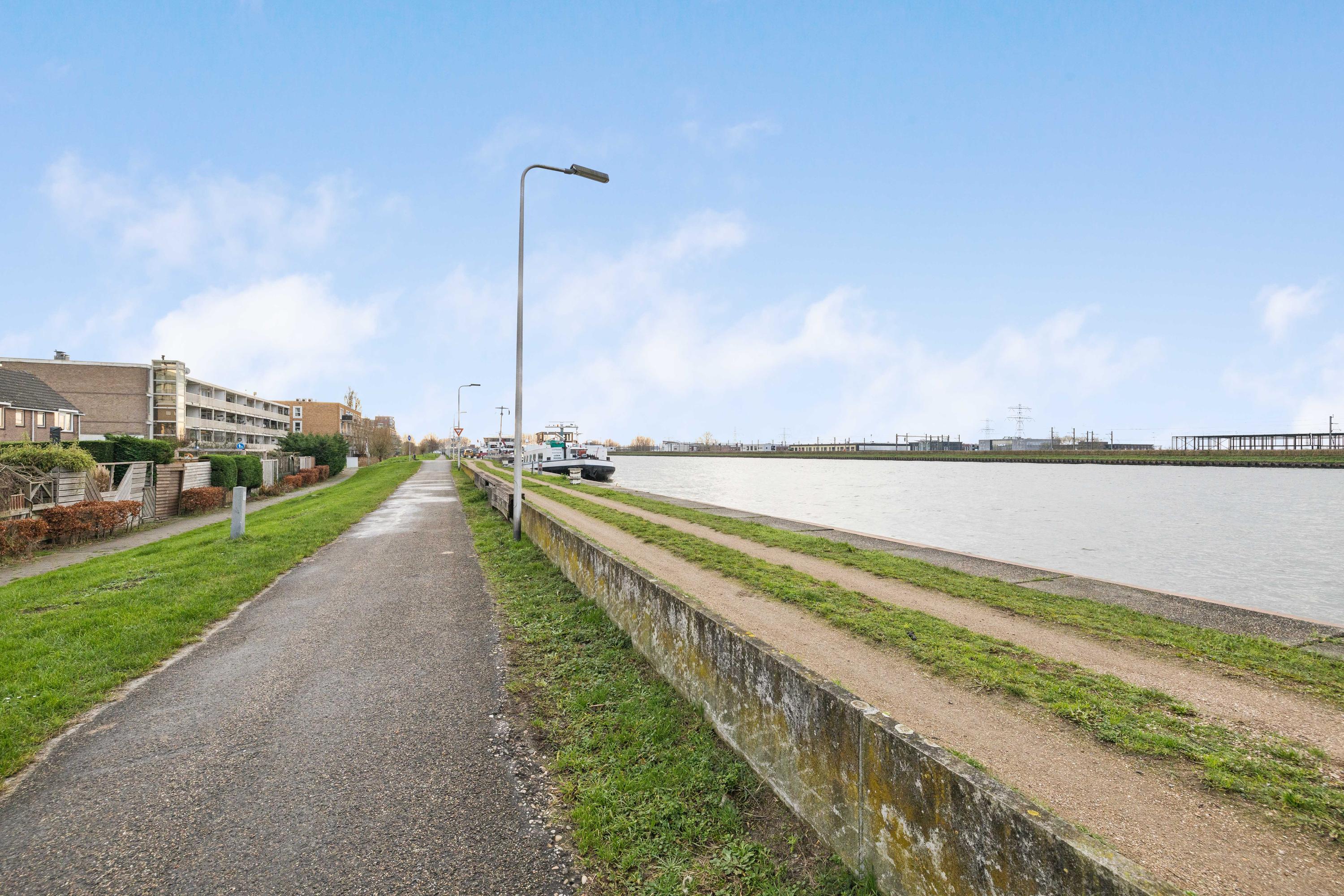 Te koop: Foto Appartement aan de Gerrit van Doornikstraat 21 in Breukelen