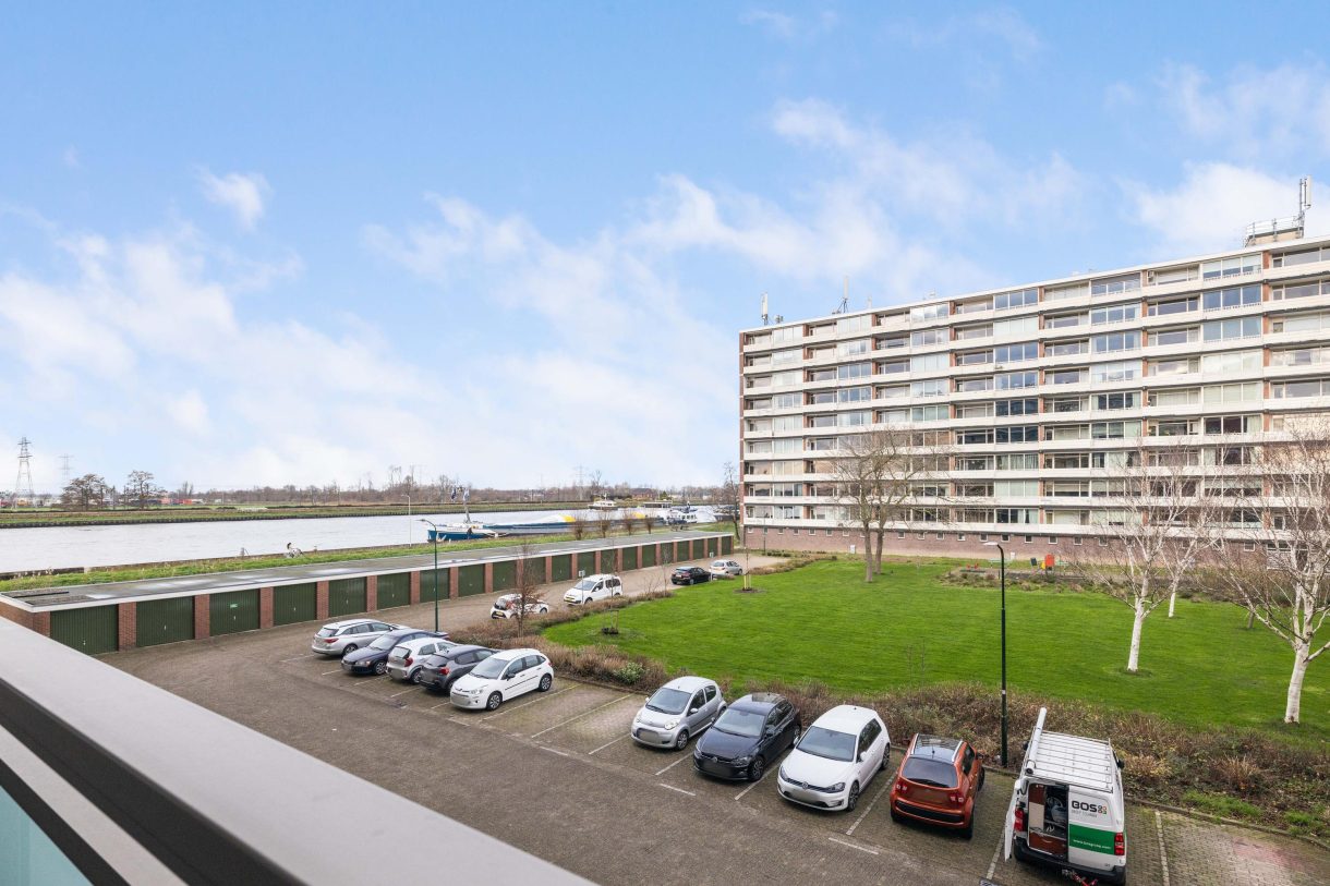 Te koop: Foto Appartement aan de Gerrit van Doornikstraat 21 in Breukelen