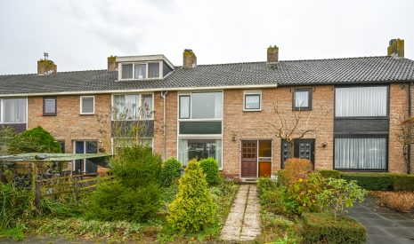 Hoofdfoto van Uithoorn Prinses Christinalaan 47