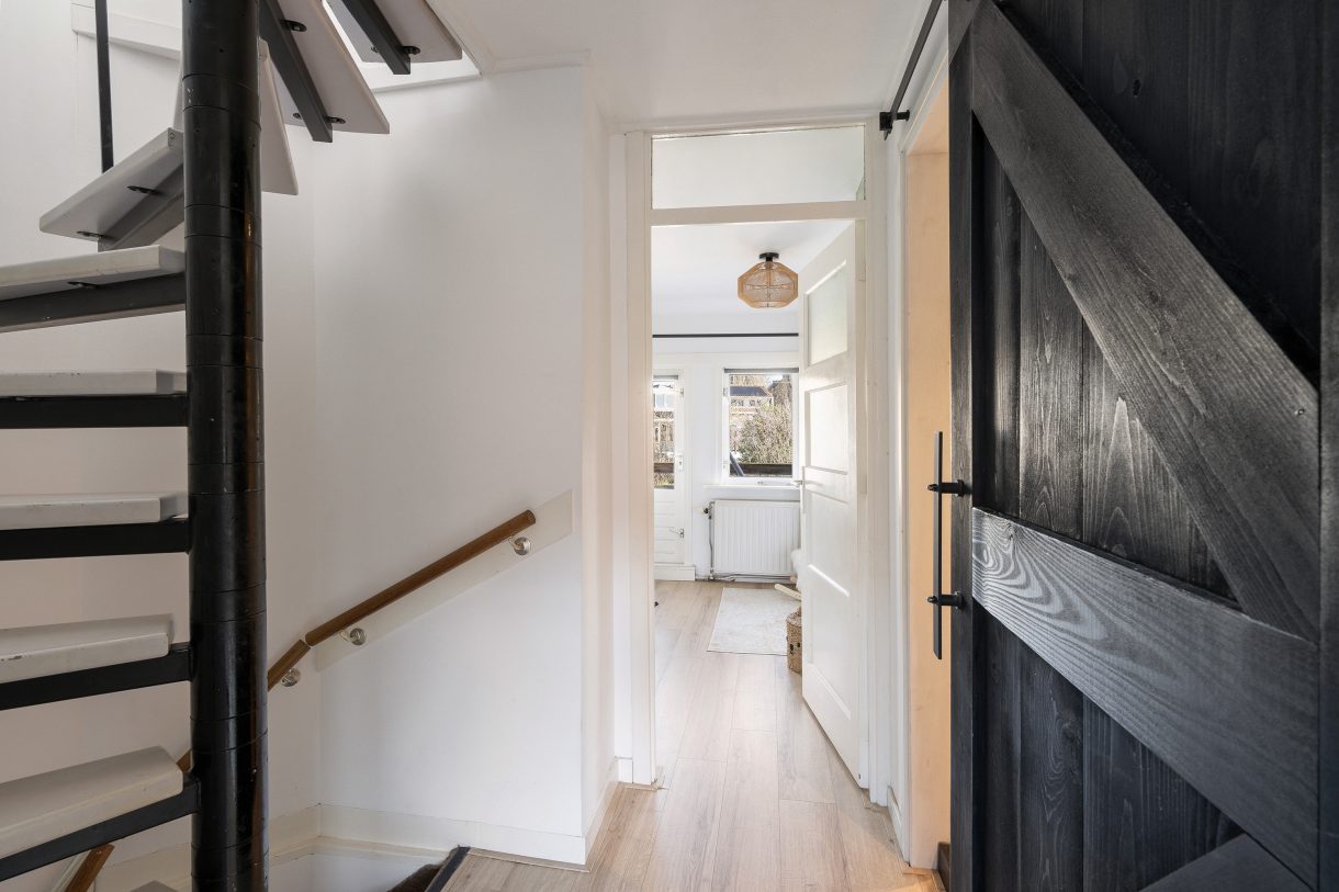 Te koop: Foto Woonhuis aan de Narcisstraat 25 in Vlaardingen